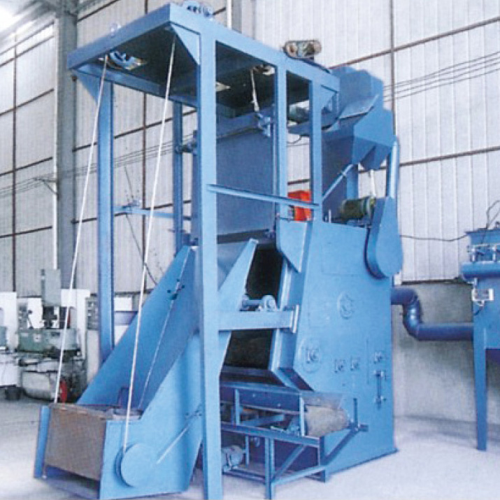 Q32系列自動(dòng)上下料(卷揚(yáng)上料、輸送下料、環(huán)保)履帶拋丸清理機(jī)